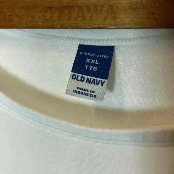 Old Navy Women's T-Shirt XXL Soft Stretchy Plus Size Yoga Workout Walk Hike Mom - Picture 5 of 6